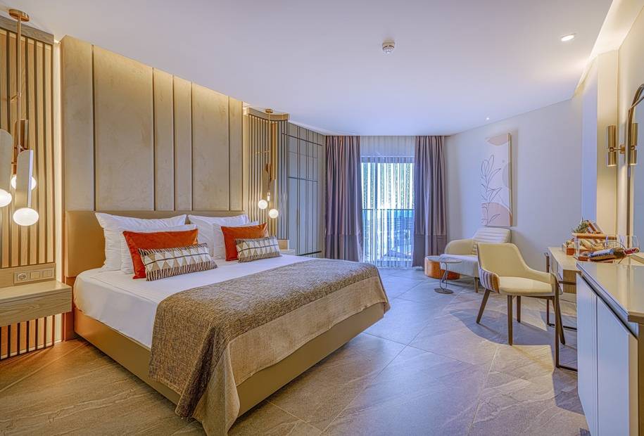 Kirman Calyptus Resort