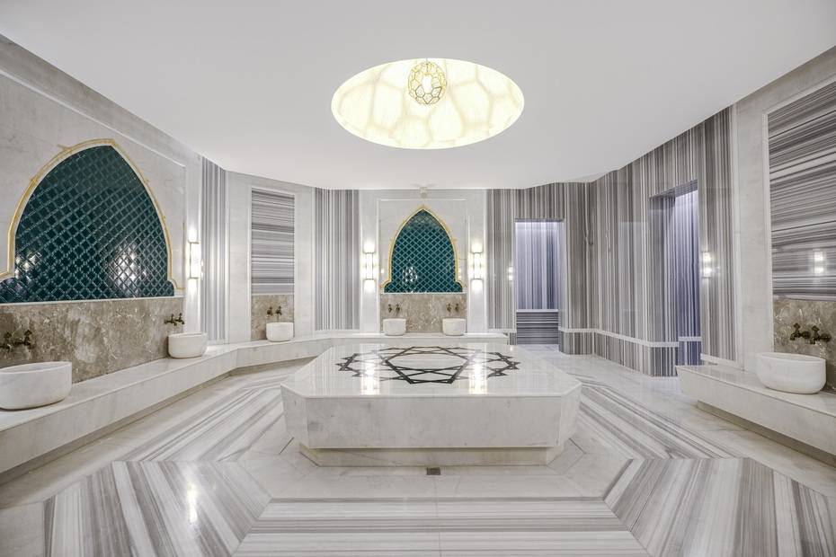 Kirman Calyptus Resort