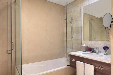Avani Palm View Dubai Hotel & Suites