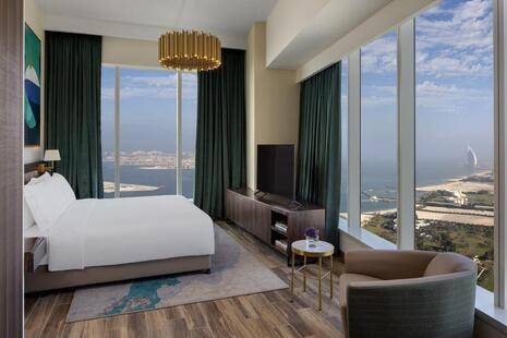 Avani Palm View Dubai Hotel & Suites