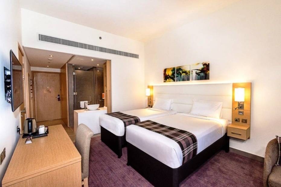 Premier Inn Dragon Mart