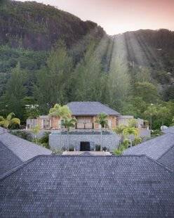Lescale Resort Marina & Spa