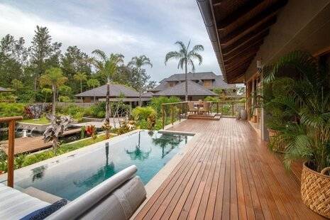 Lescale Resort Marina & Spa