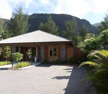 Lescale Resort Marina & Spa
