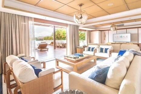 Lescale Resort Marina & Spa