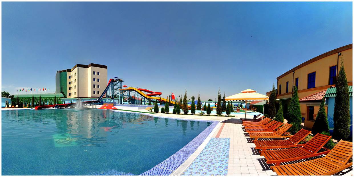 Golden Valley Hotel