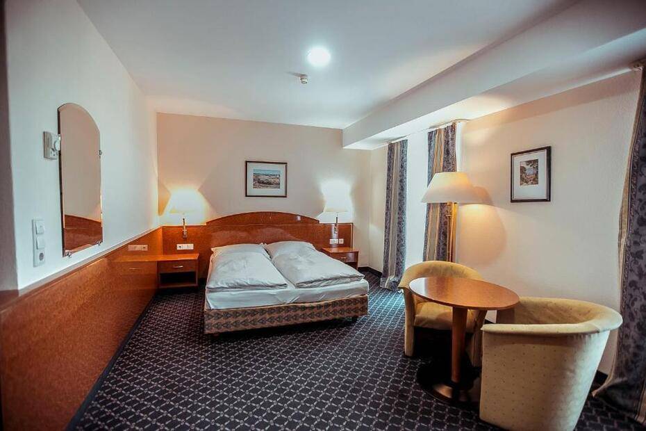 Shodlik Palace Hotel