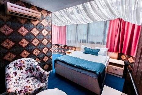 Nine Hotel