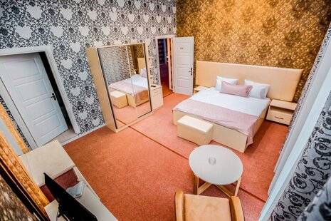 Nine Hotel