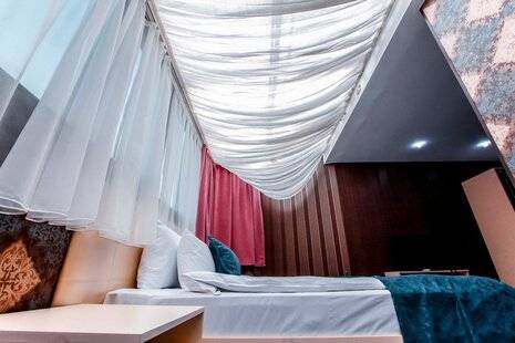 Nine Hotel