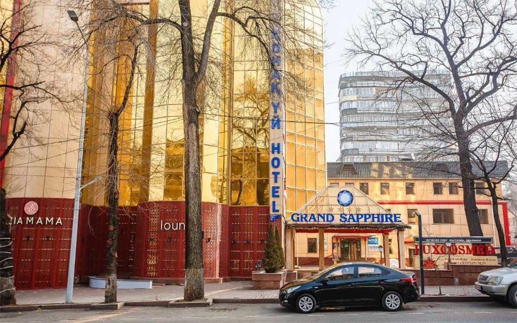 Grand Sapphire Hotel