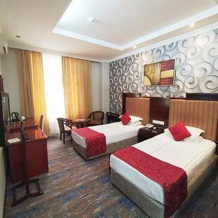 Royal Hotel