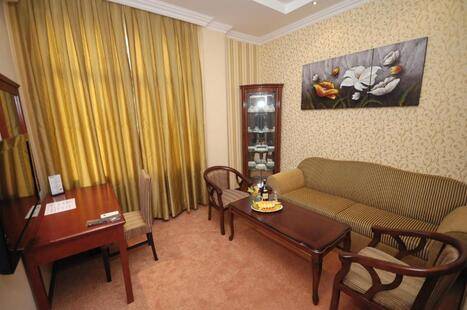 Royal Hotel