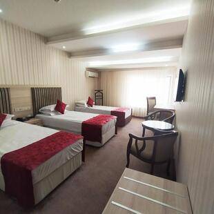 Royal Hotel