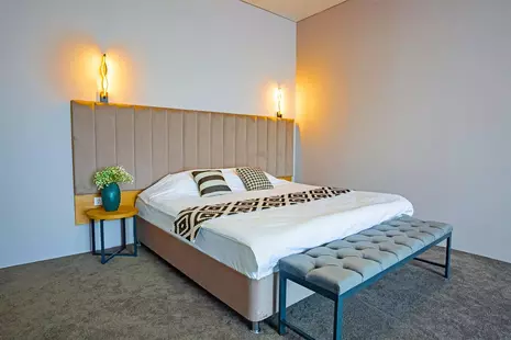 Green Land Hotel