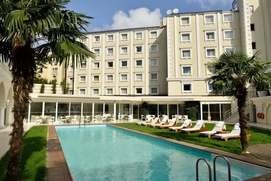 Holiday Inn Istanbul City, an IHG Hotel