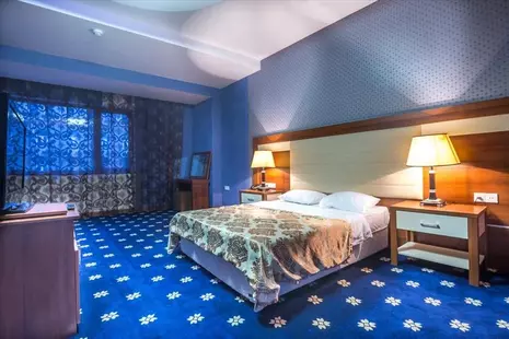 Premier Expo Hotel