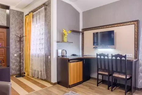 Гостиница Славия