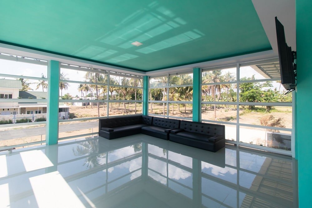 Sans Hotel Borobudur Banyuwangi