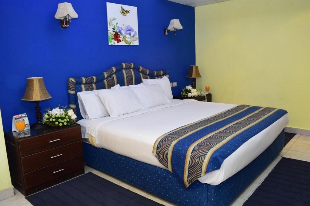 Holidays Express Hotel