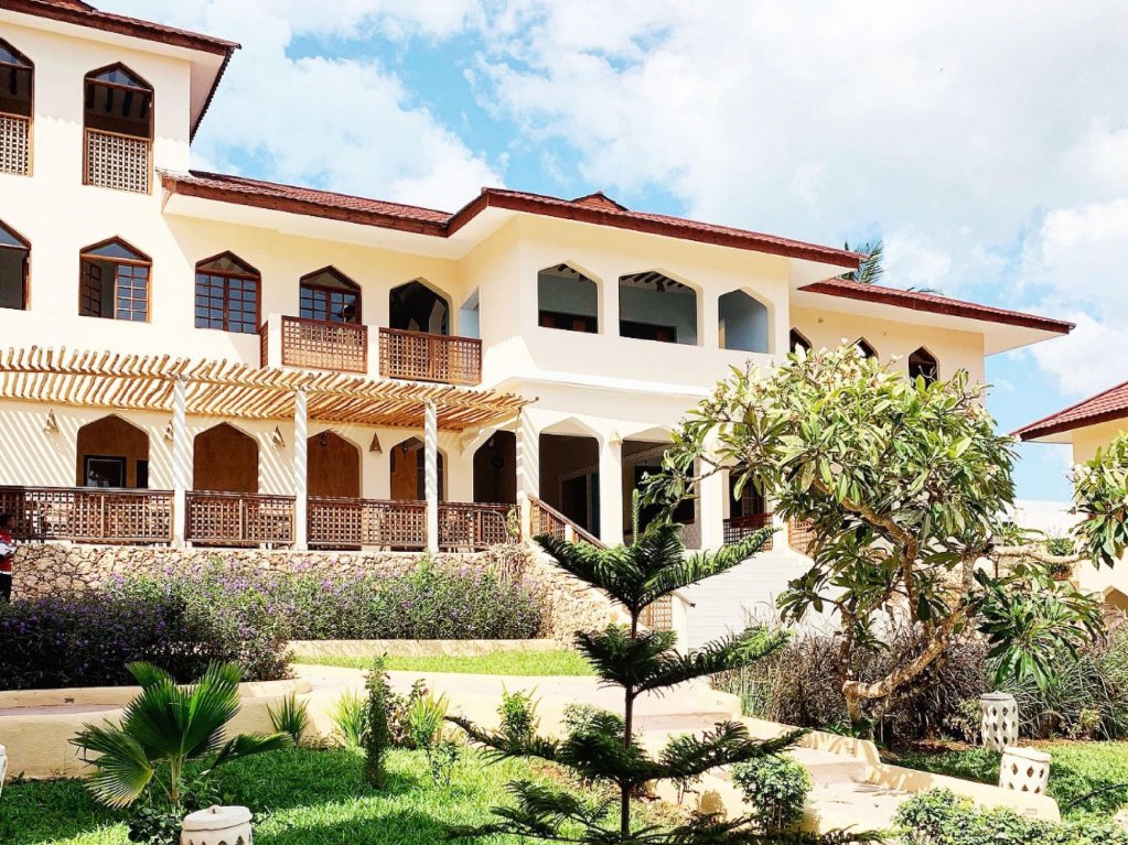 Kendwa Rocks Beach Hotel