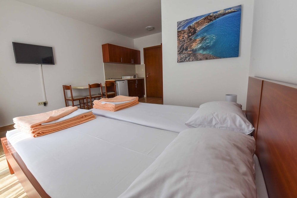 Studio Apartments 6 Palmi