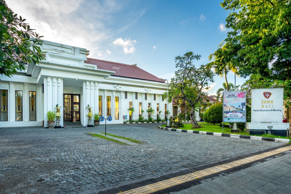 Inna Bali Heritage Hotel - Chse Certified