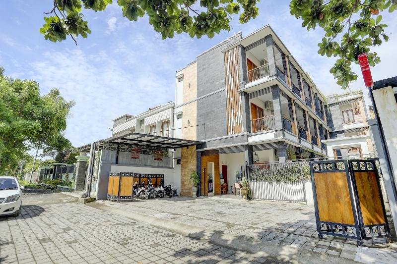 Oyo 90232 March 67 Stay