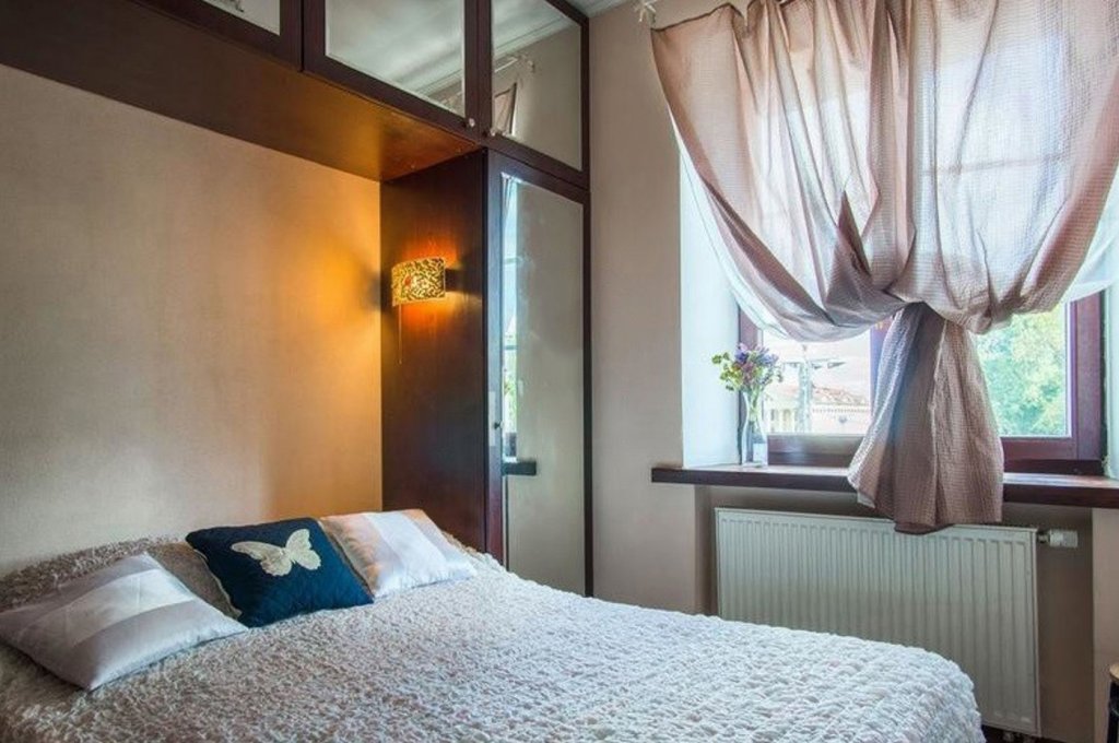 Апартаменты С Видом На Дворец Республики