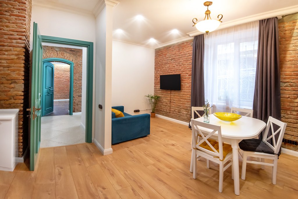 H B Apartments Beridze Ii