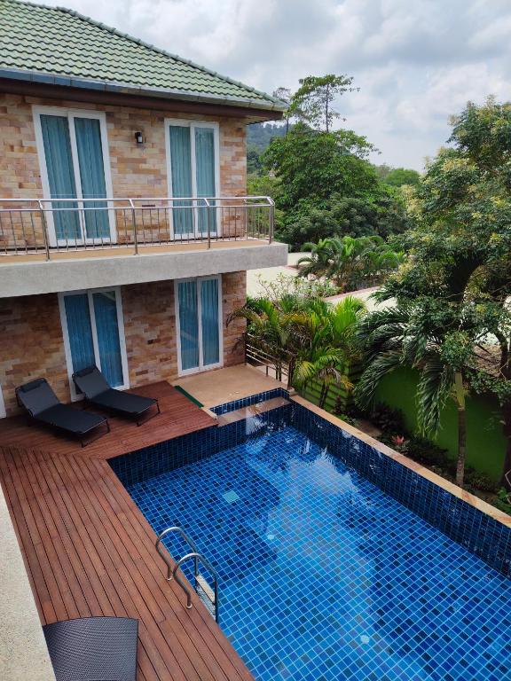 Phuket Jungle Experience Resort