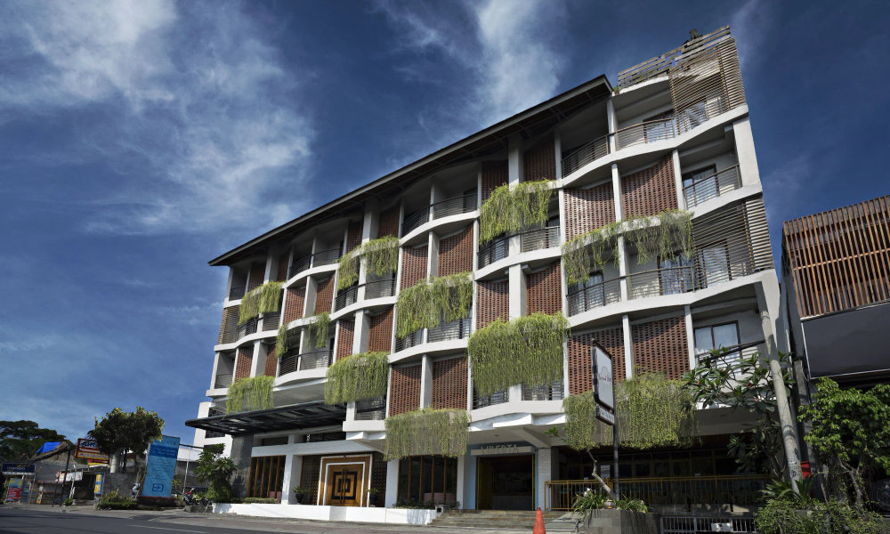 Liberta Seminyak Hotel