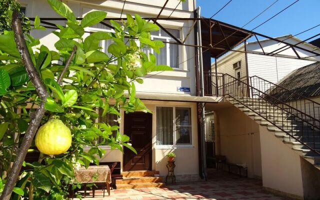 Белый Лотос