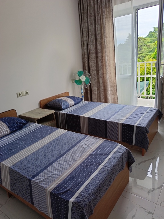 Квартира Комфортная В Центре Пицунды