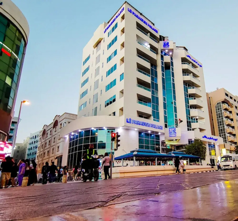 Le Paradise Palace