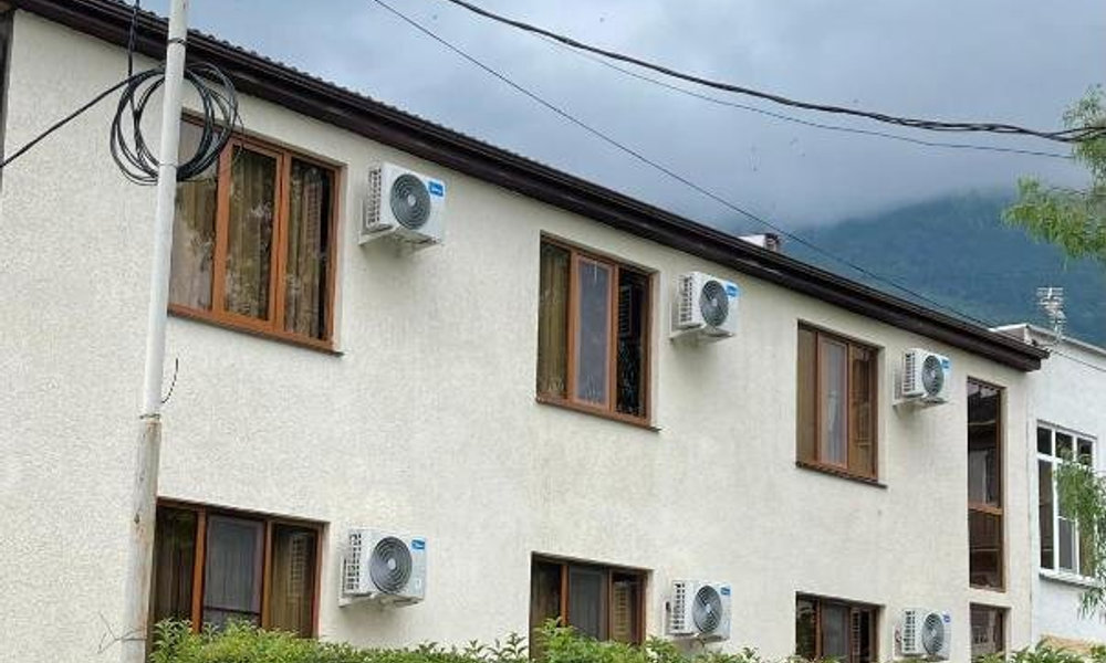 Gostevoy Dom Aduney Living Quarters