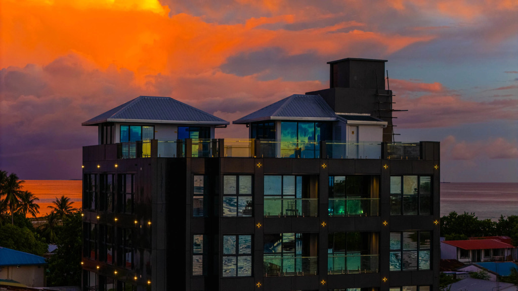 Beach Hotel Guraidhoo