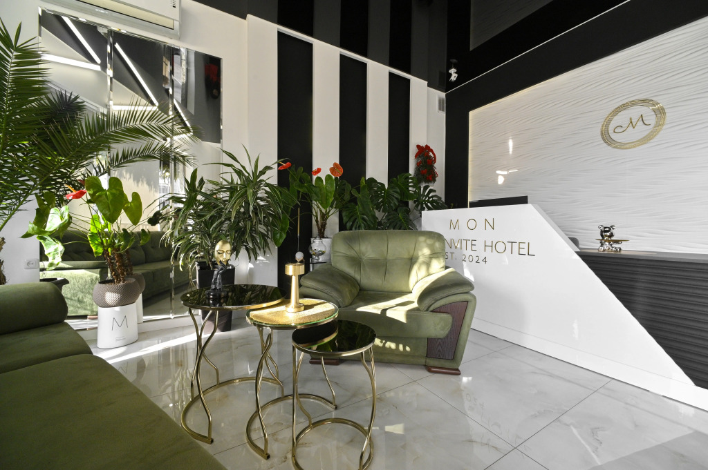 Mon Invite Hotel