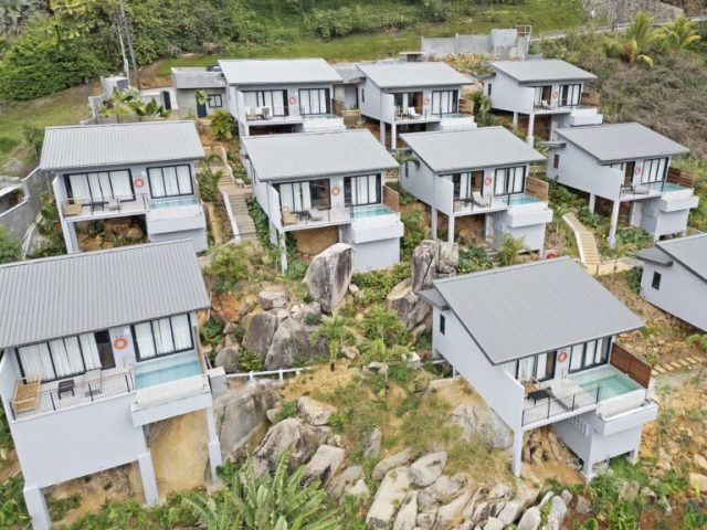 Red Palm Luxury Villas