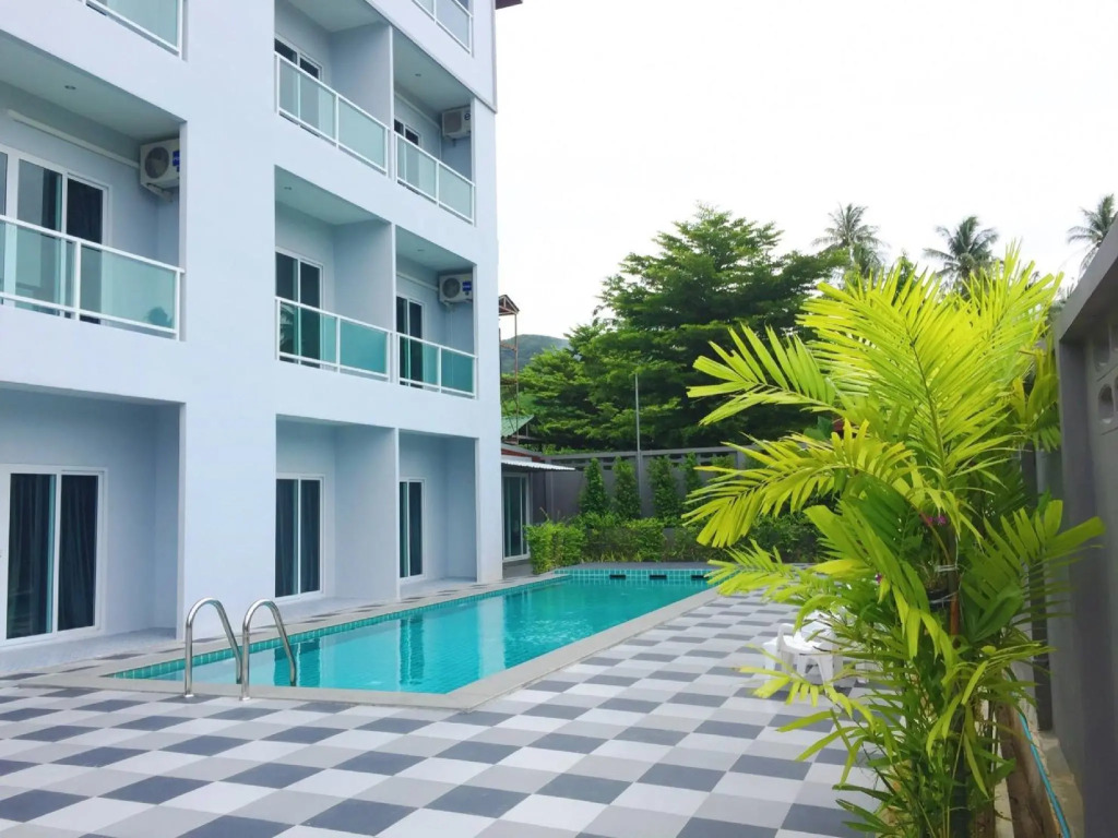 Big Buddha Hillside Hotel